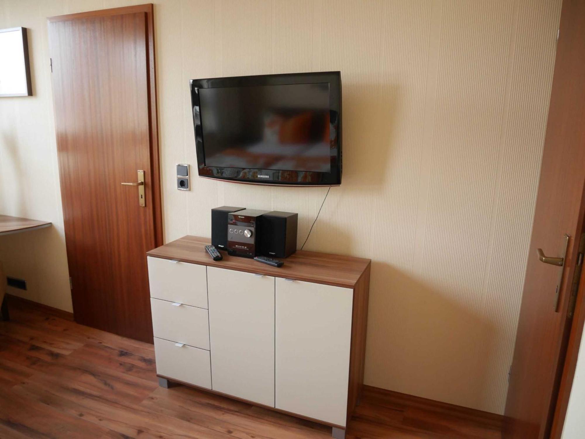 Haus _ Heike Appartement Rostock Buitenkant foto